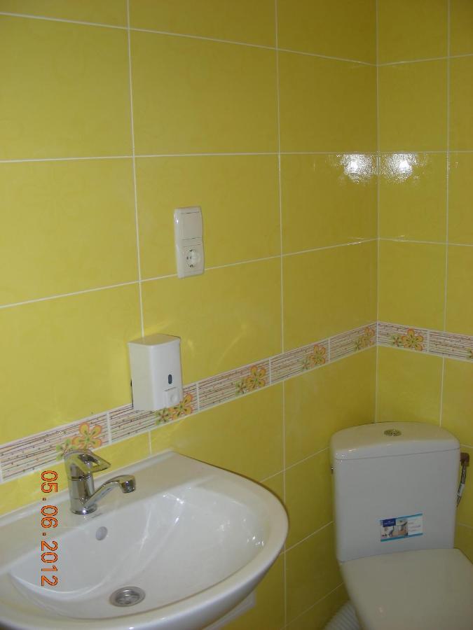 Гостиный Двор Odessa Exteriör bild